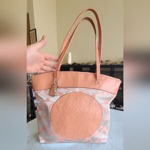 Coach Laura Signature Tote